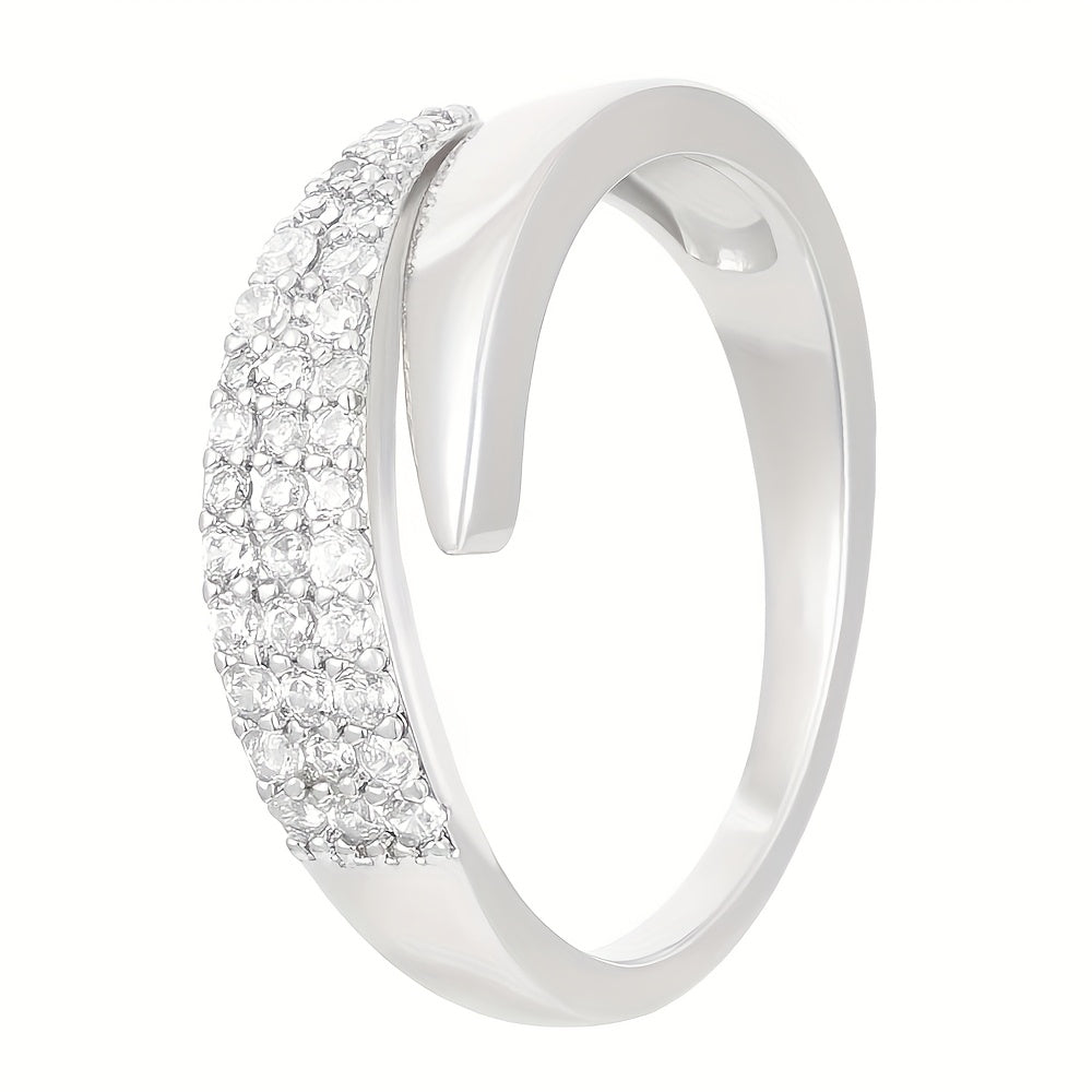 One Piece Pointed Wing Design Copper Inlaid Synthetic Zirconia Open Ring Suitable for Women's Daily Wear