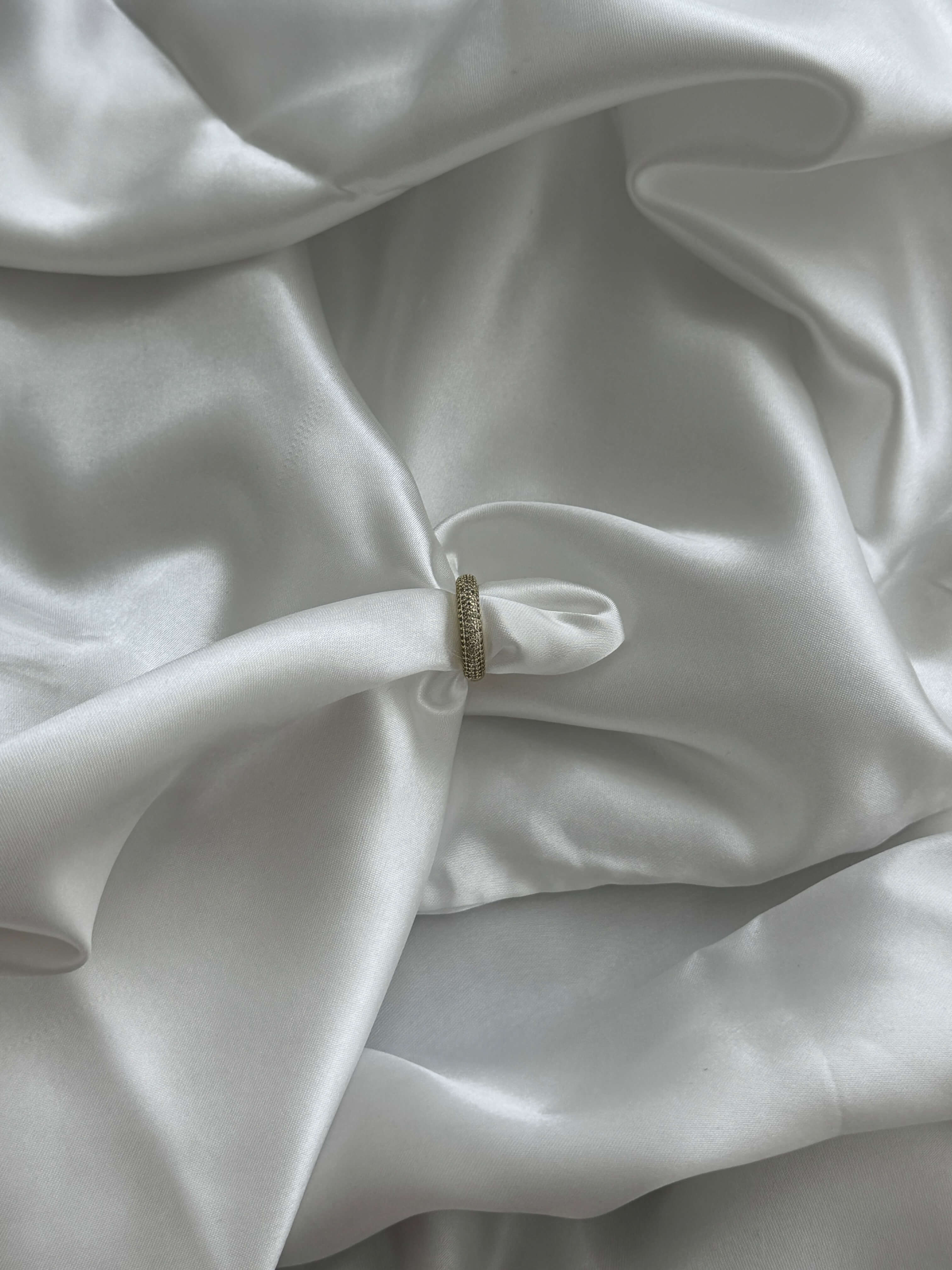 Colette Pavé Ring