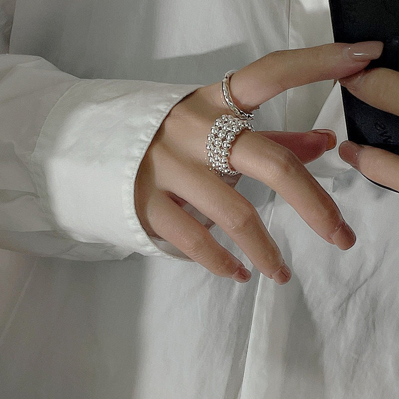 Meerlagige kleine zilveren kralenring