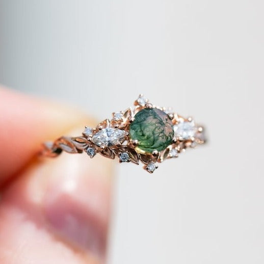 Ronde mosagaatring met accent van lab-grown diamant