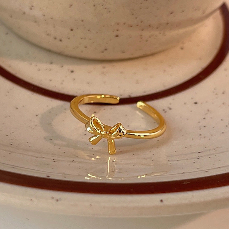 Balletcharme Gouden Strikring voor Geschenk & Glamour