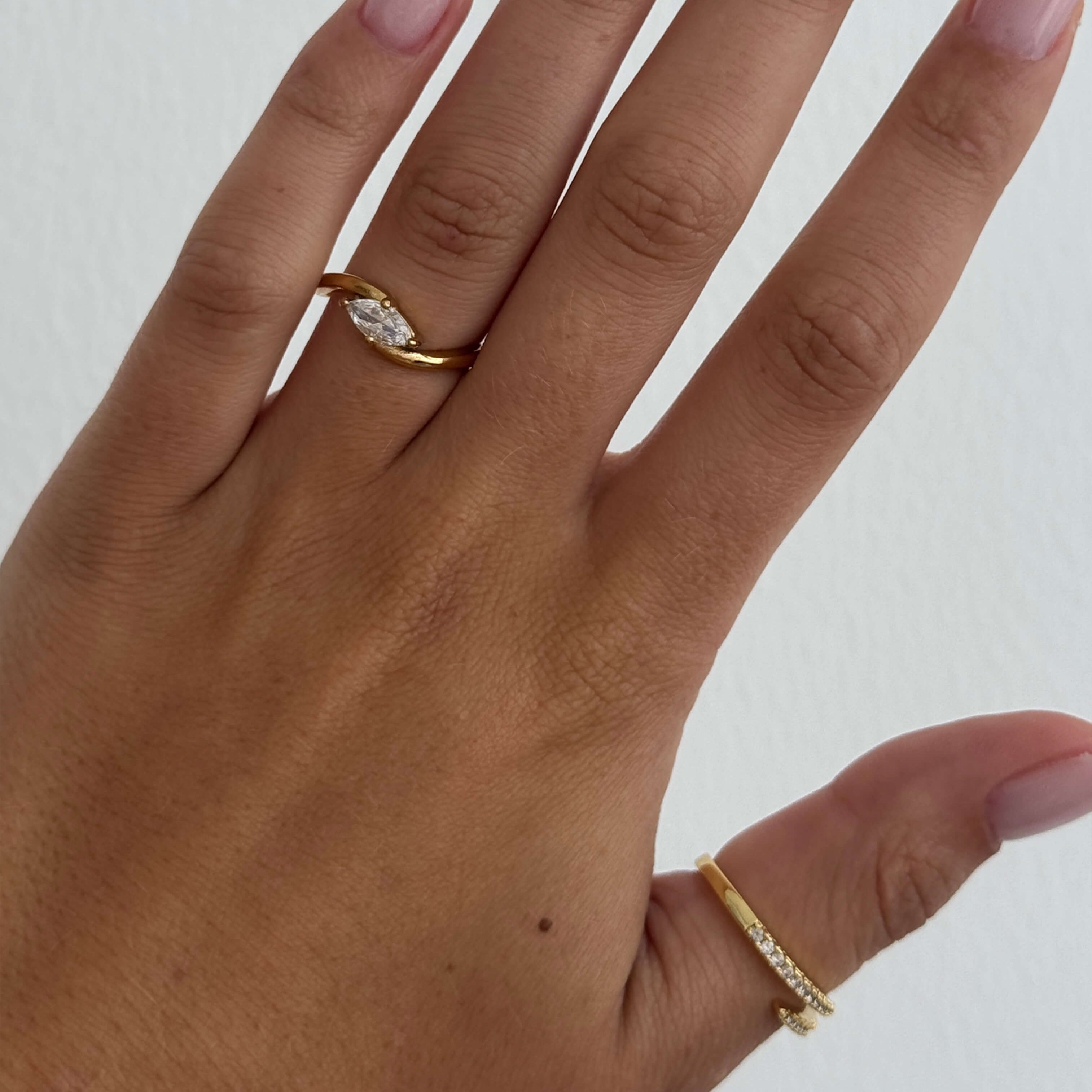 Calista ring