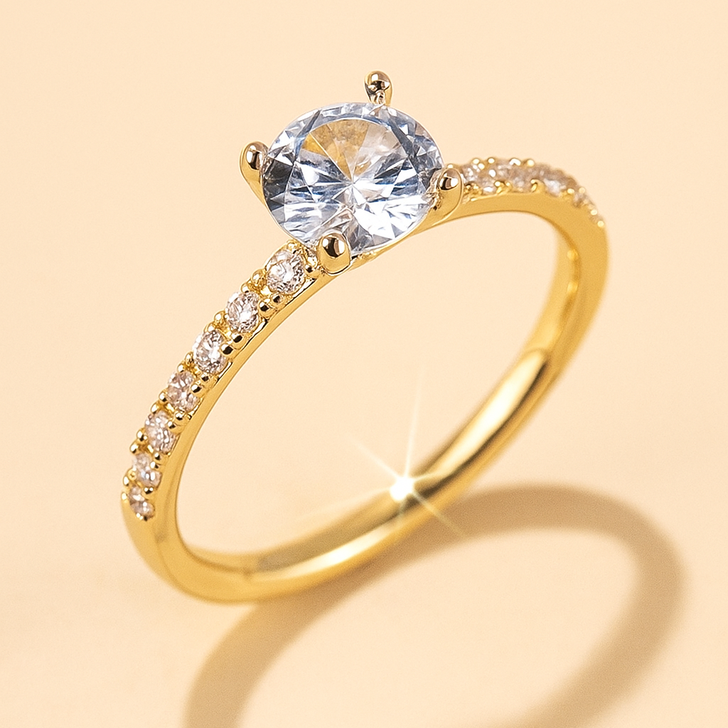 Elegante Minimalistische Verlovingsring met Vierpootzetting en Zirkonia