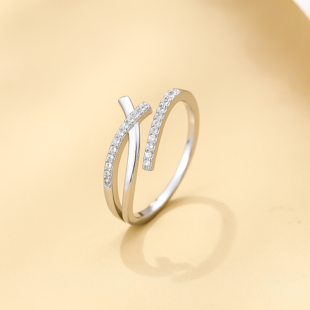 Voortreffelijke Verstelbare Manchet Ring voor Dames – Ingelegd met Fonkelende Zirkonia