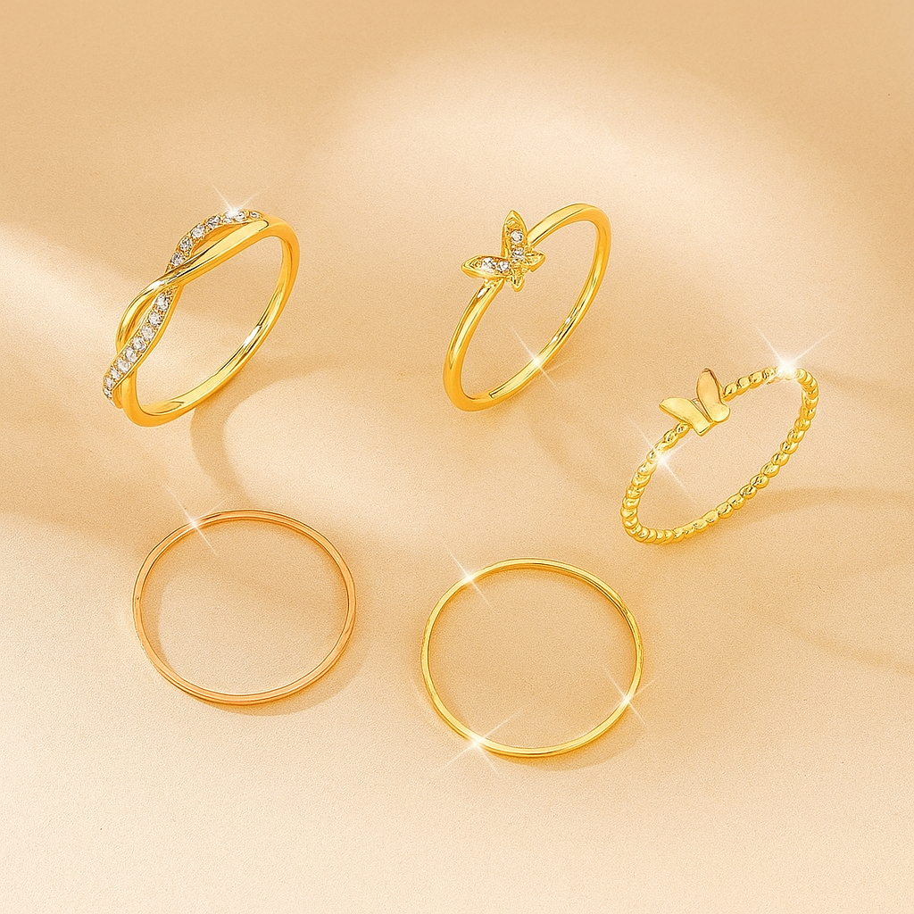 5-delige Elegante Ringenset in Goudtint – Vlinder-, Gedraaide & Strassontwerpen