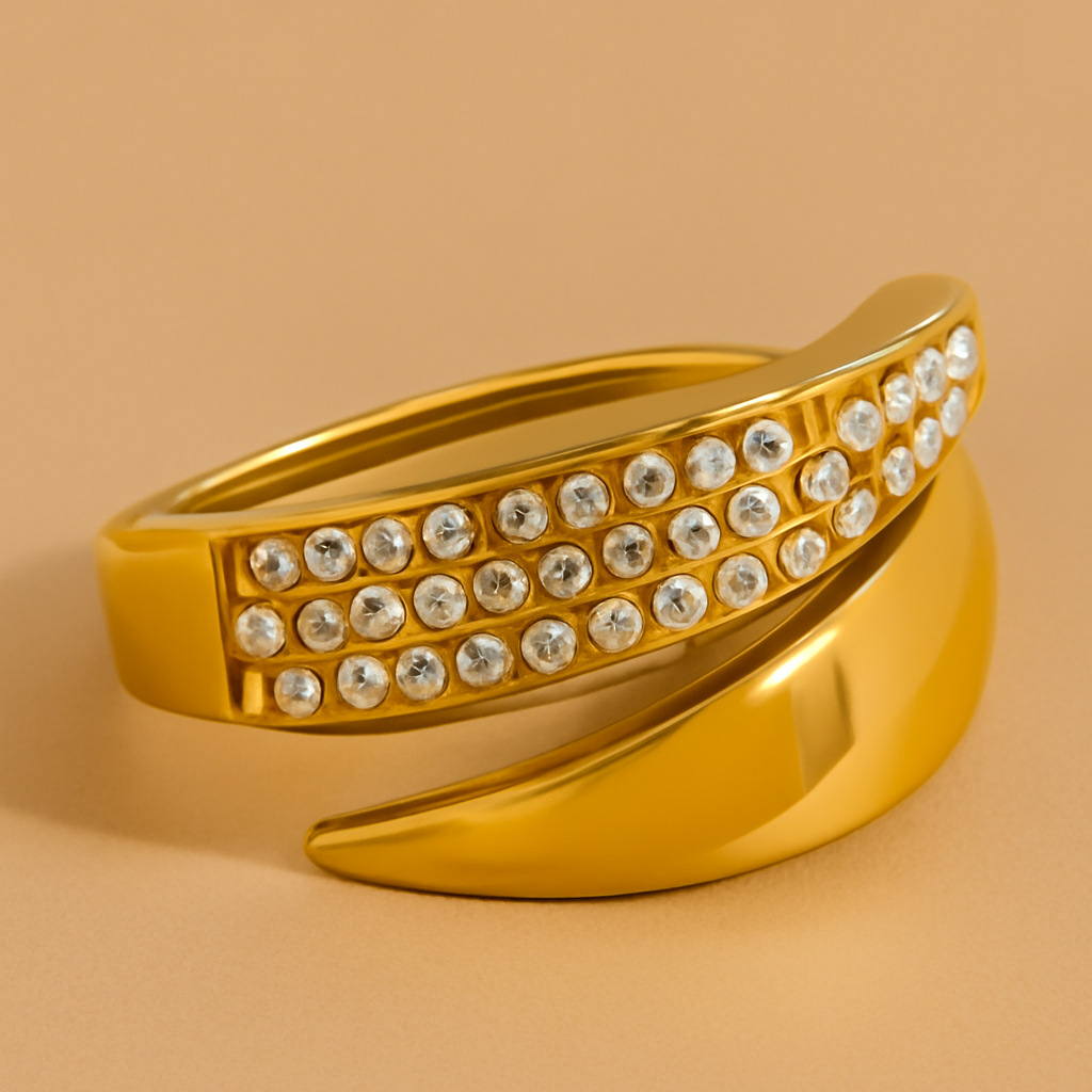 Elegante Vleugelgeïnspireerde Ring voor Dames – Met Synthetische Zirkonia Accent