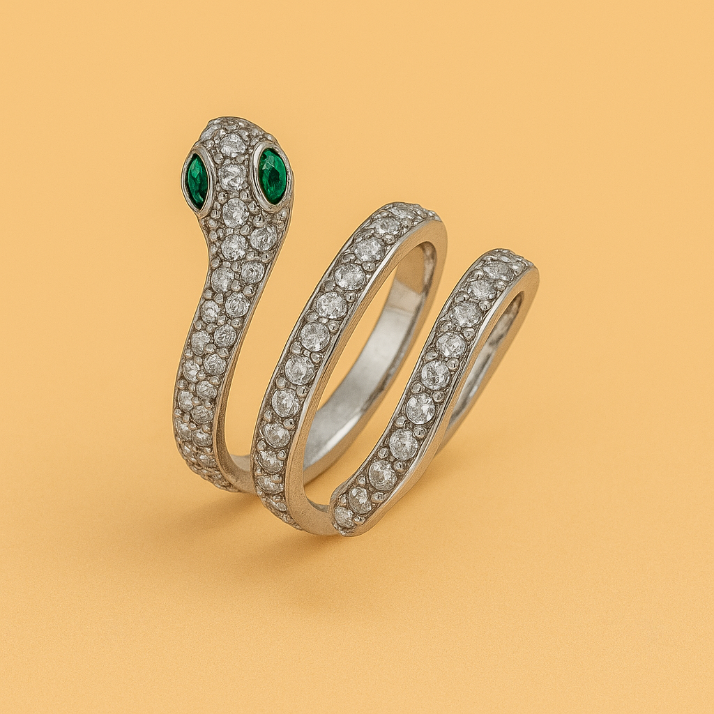 Luxe gouden slangenring met tweekleurig ontwerp