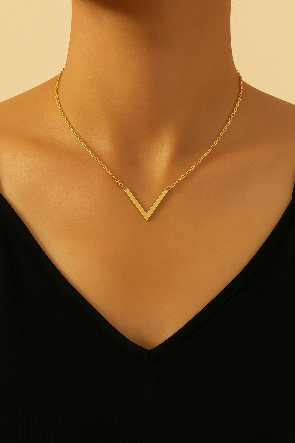 Aurora | V-vormige geometrische ketting - Chic en stijlvol accentstuk