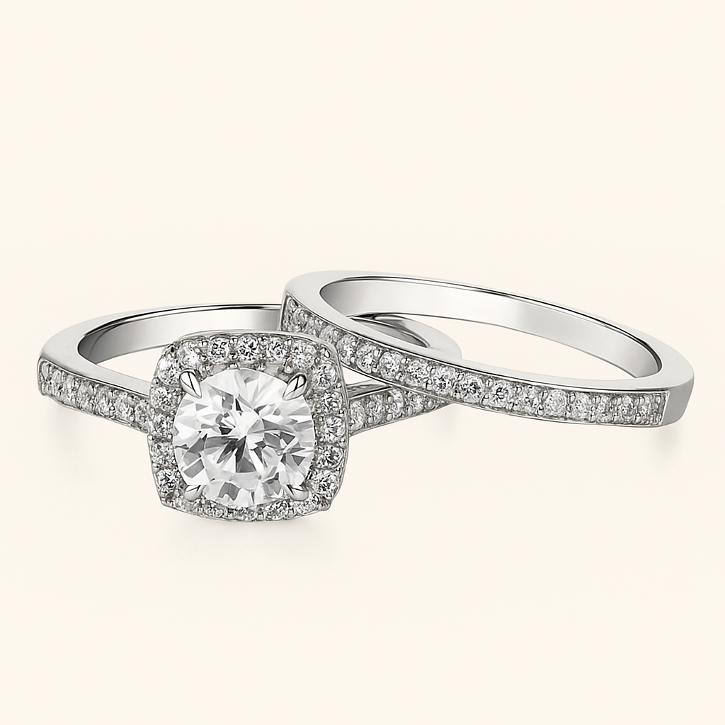 Luxueuze en Elegante Gouden Verlovingsringenset met Imitatie Zirkonia