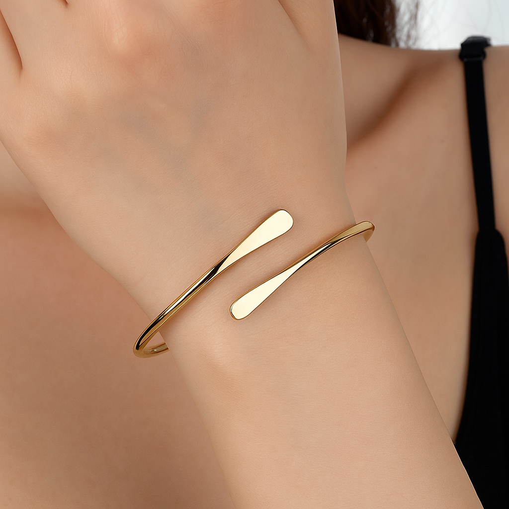 Vina Elegante Open Manchetarmband – Slank Ontwerp met Platte Uiteinden
