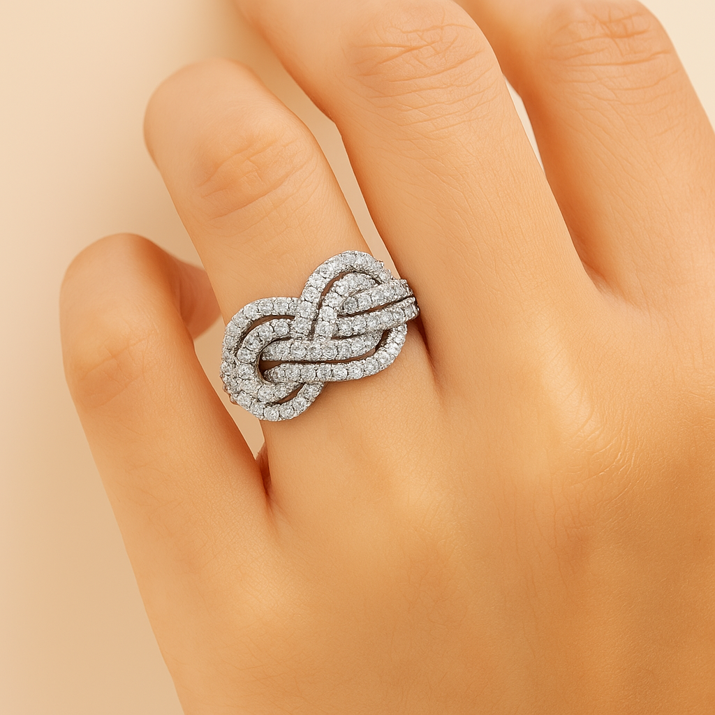 Kubieke Zirkonia Knoop Ring - Tijdloze Elegante Vrouwensieraden