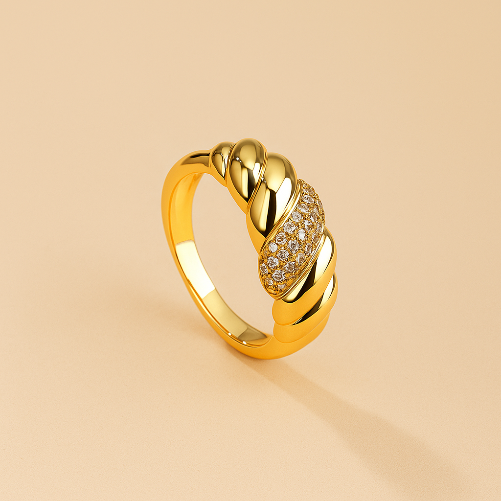 Exquise Croissant Ring – Licht Luxe Accessoire voor Dames