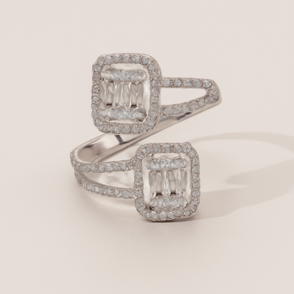 Ring van goudkleurig koper met zirkonia
