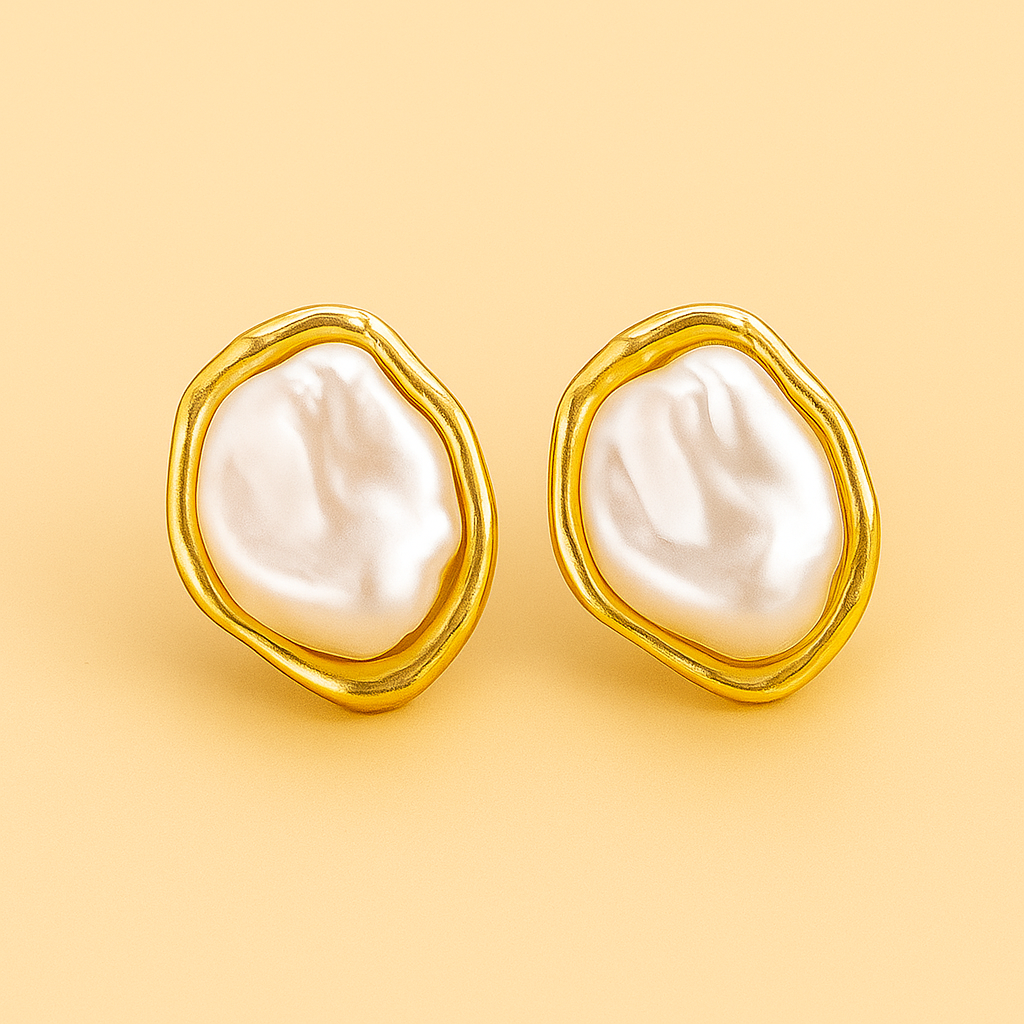 Elegante Onregelmatige Ovale Parel Oorknopjes – Goudkleurige Afwerking voor Dames