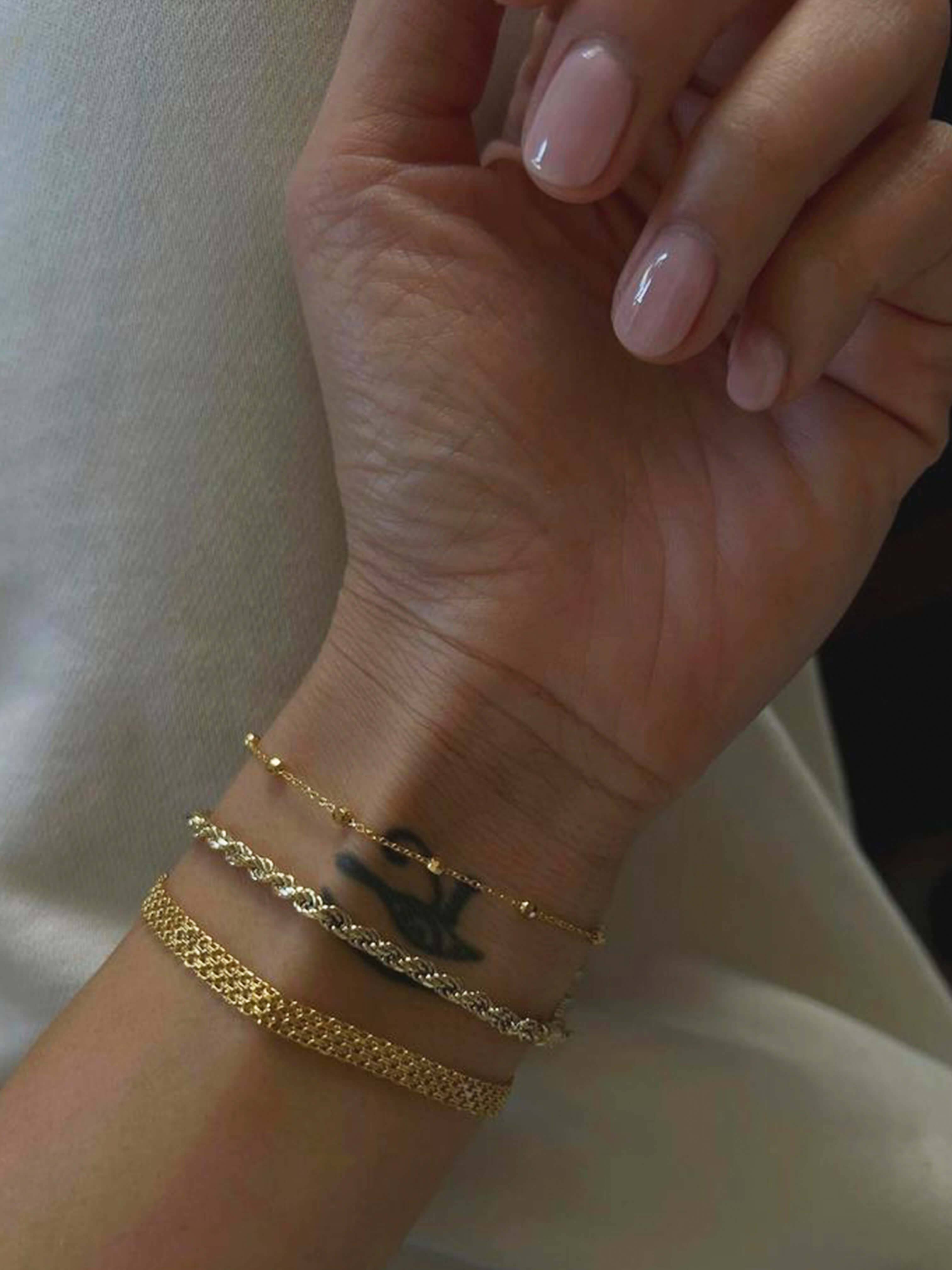 Koepelvormige armband van gaas