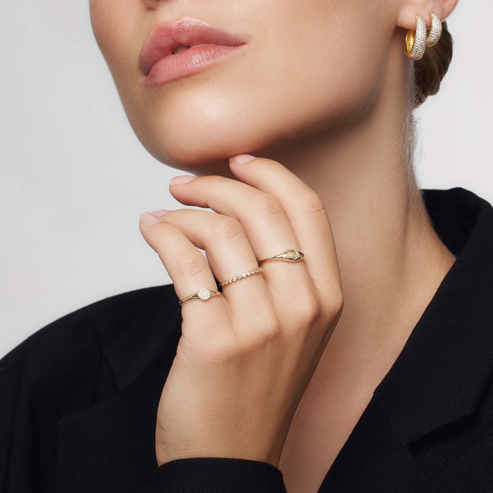 Elegante 14k Gouden Koepelring met Diamanten