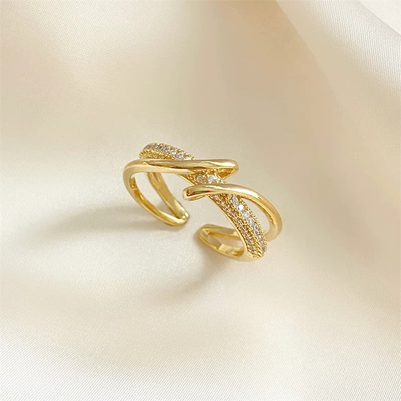 Gepersonaliseerde geometrische verstelbare ring