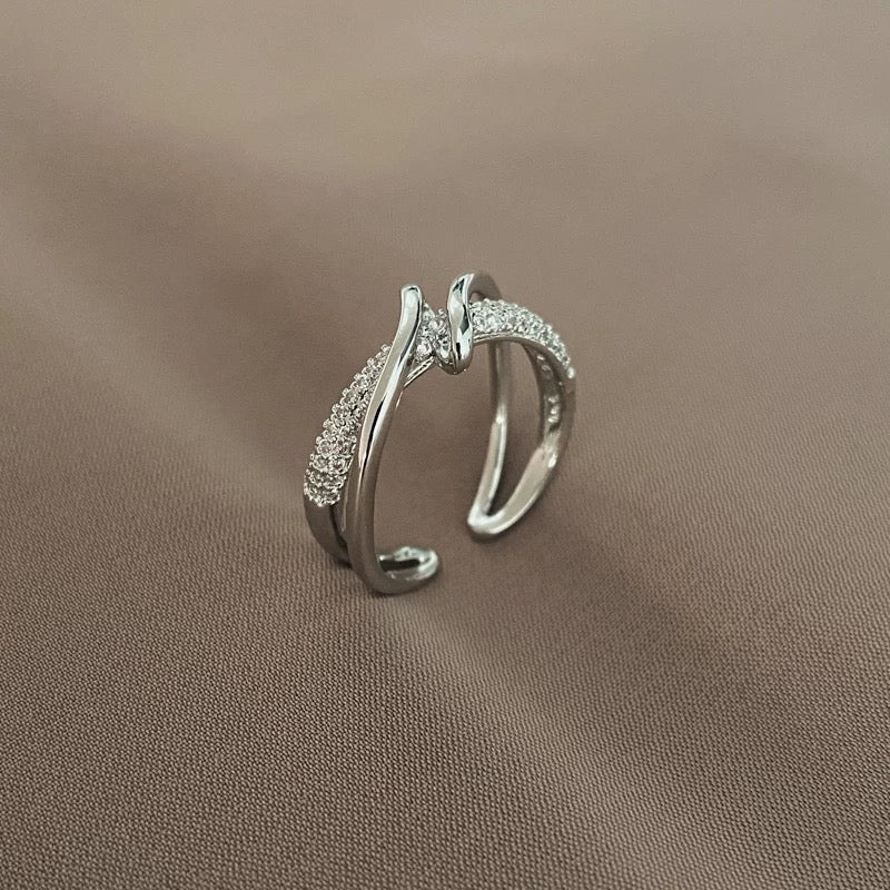 Gepersonaliseerde geometrische verstelbare ring