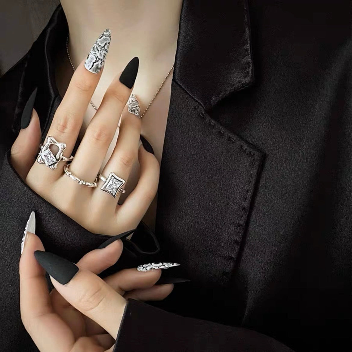 Onregelmatige zirkonia-ring