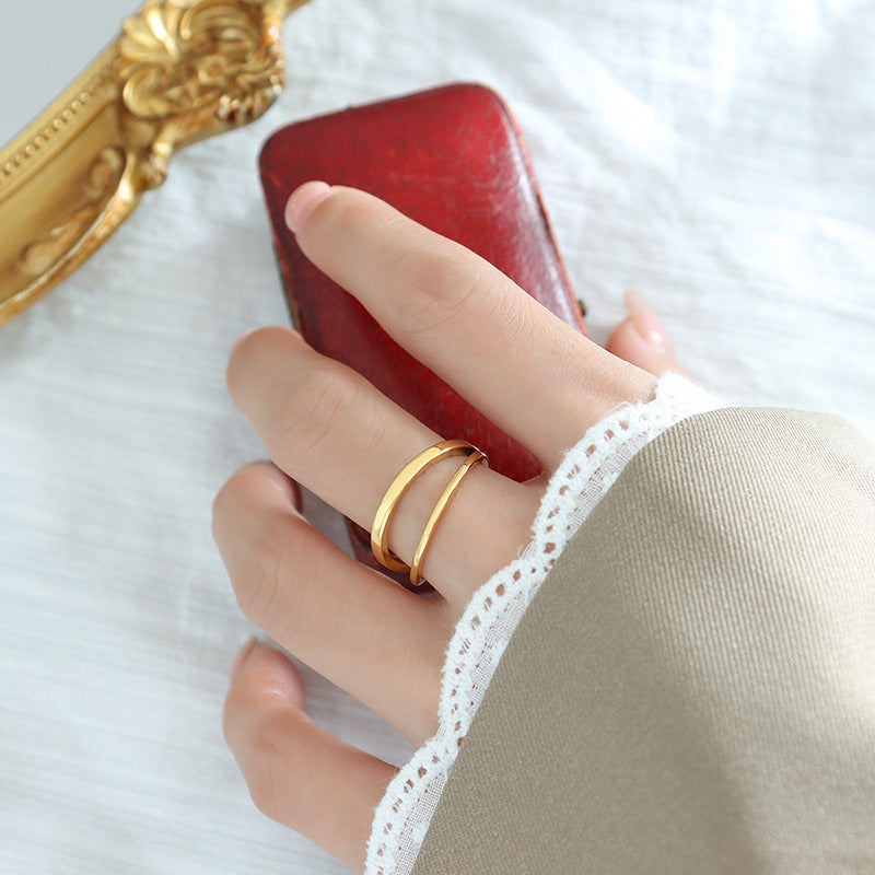 Gouden ring met nijllaag
