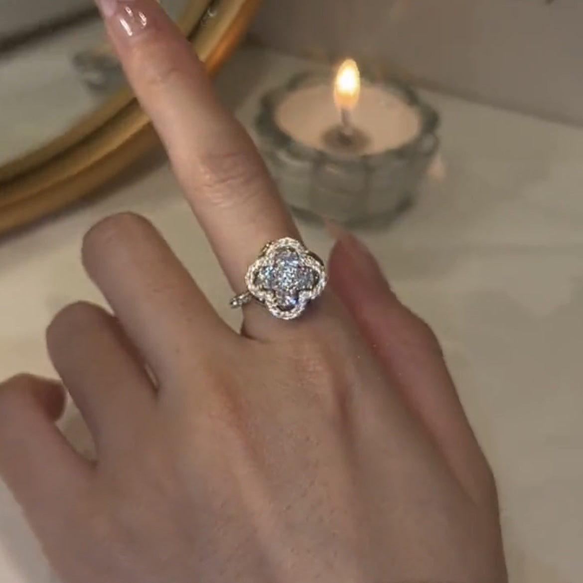 Seraph Roterende Klaverring met Zirkonia