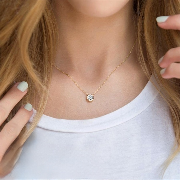 Amelia geboortesteen ketting
