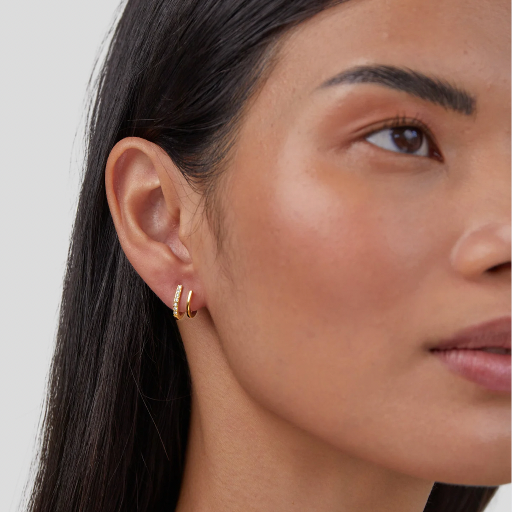 Kristallen oorbellen met klauwzetting