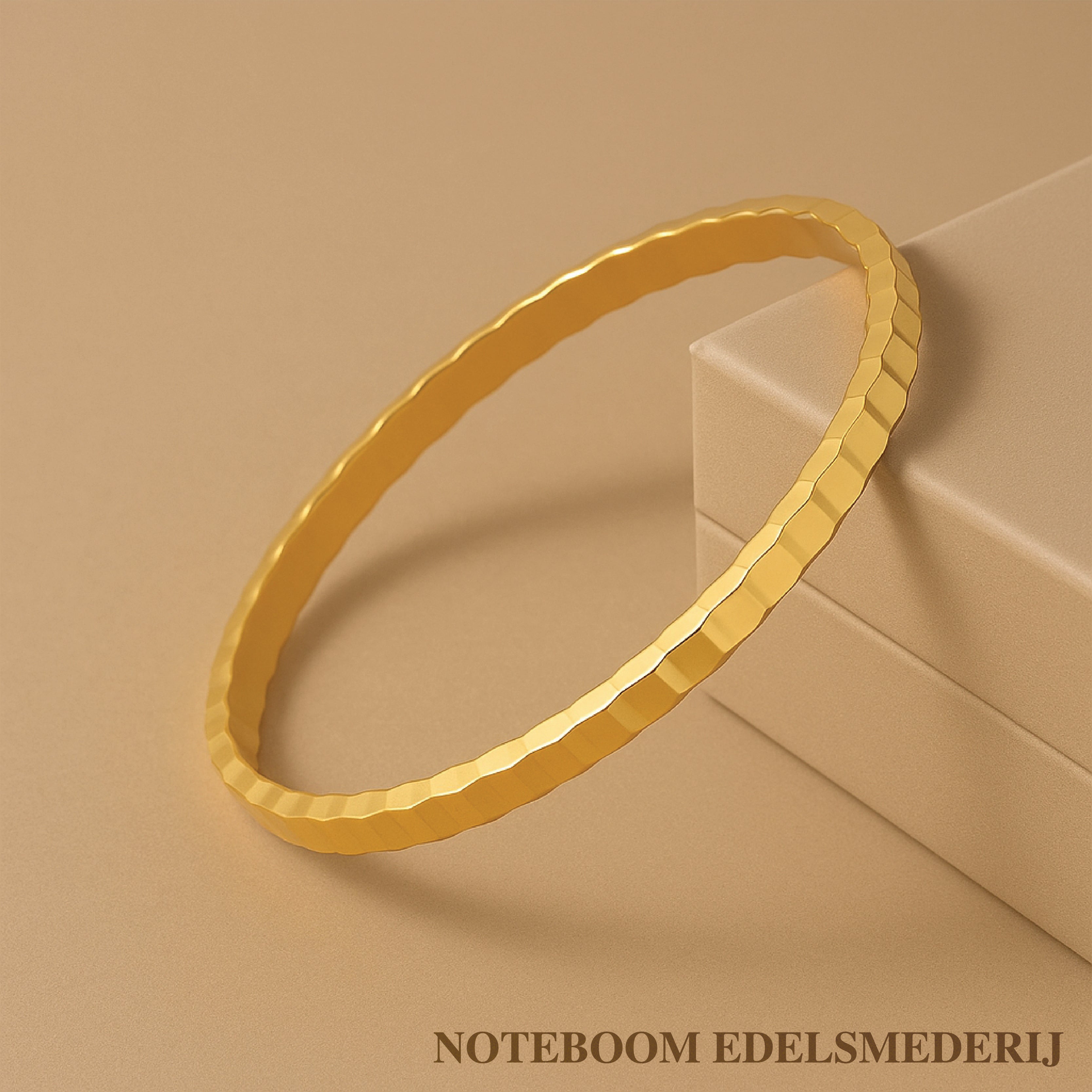 Serelina Vantini | Tijdloze 16k Gouden Armband