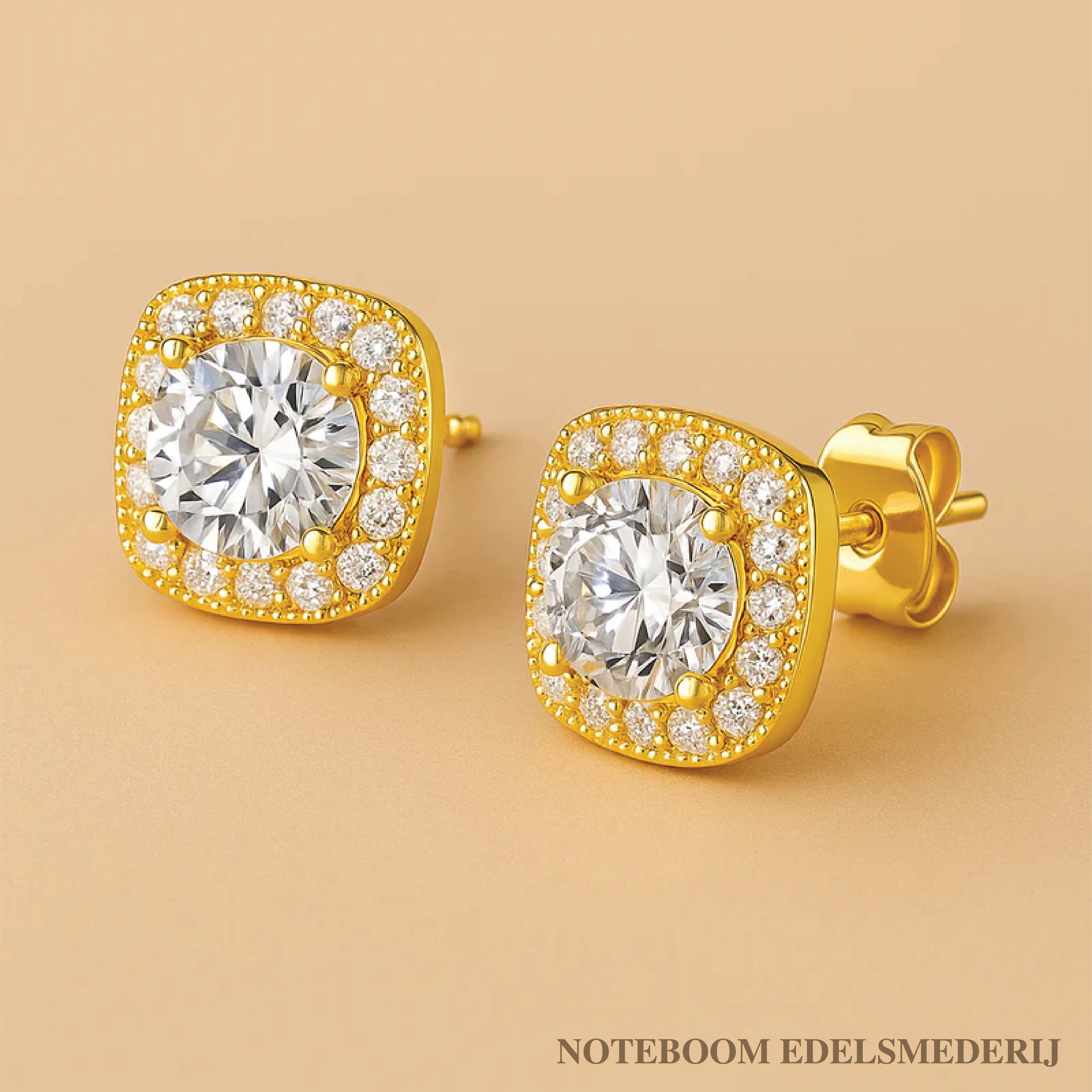 Glennis Hoepeloorbellen – Tijdloze Signature Stijl in 18K Goud