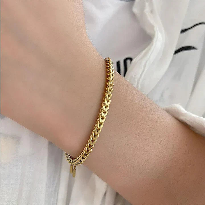 Lucetta Invicta | Tijdloze 18k Gouden Armband