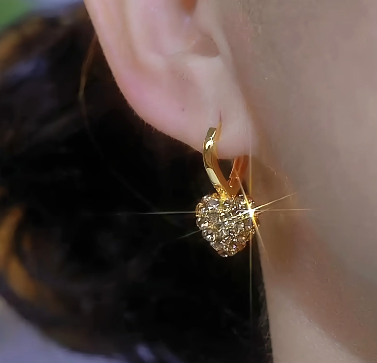 Luxe Hartvormige Hangers met Sprankelende Strass Steentjes