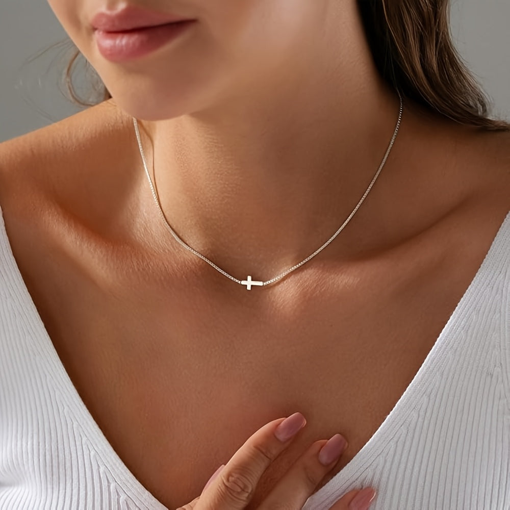 Lai Fijne Kruis Choker Ketting – Minimalistisch Goudkleurig