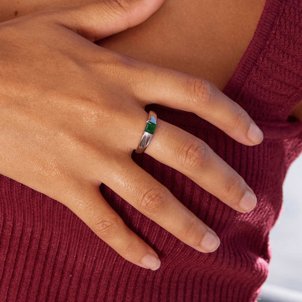 Ember – Zilveren Ring met Smaragd