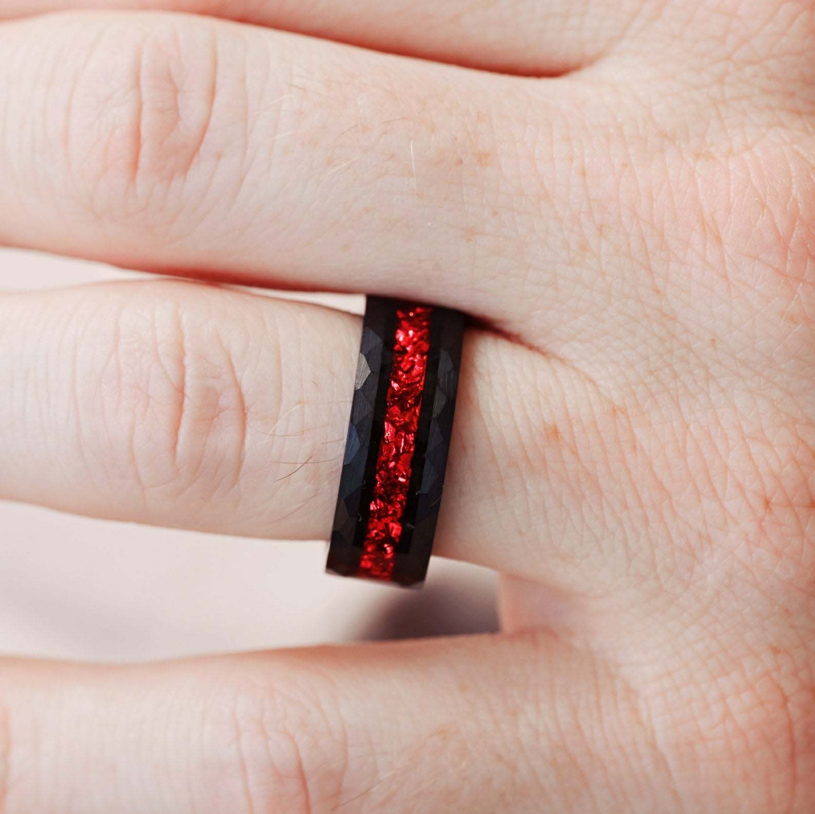Skye Granaat Trouwringenset – Bijpassende Ringen voor Haar & Hem