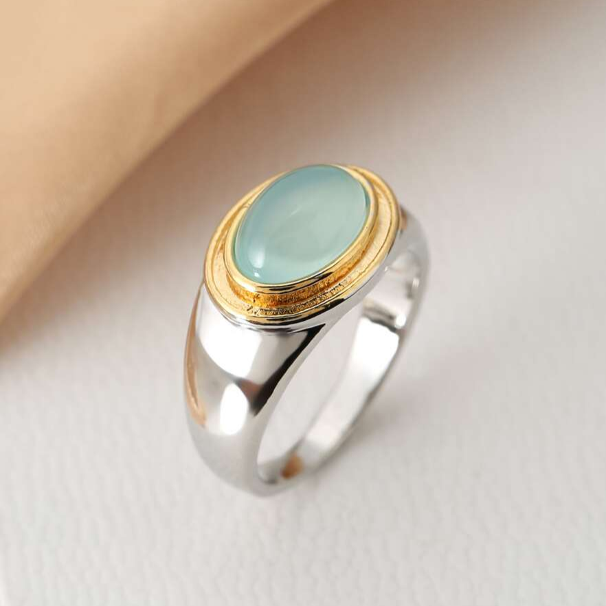 Grace – Vintage ring met maansteen