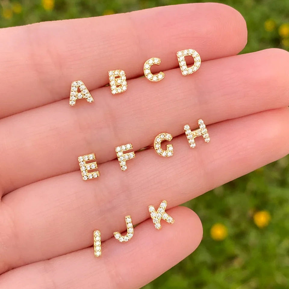 Initiaal Oorbel | 16k Goud