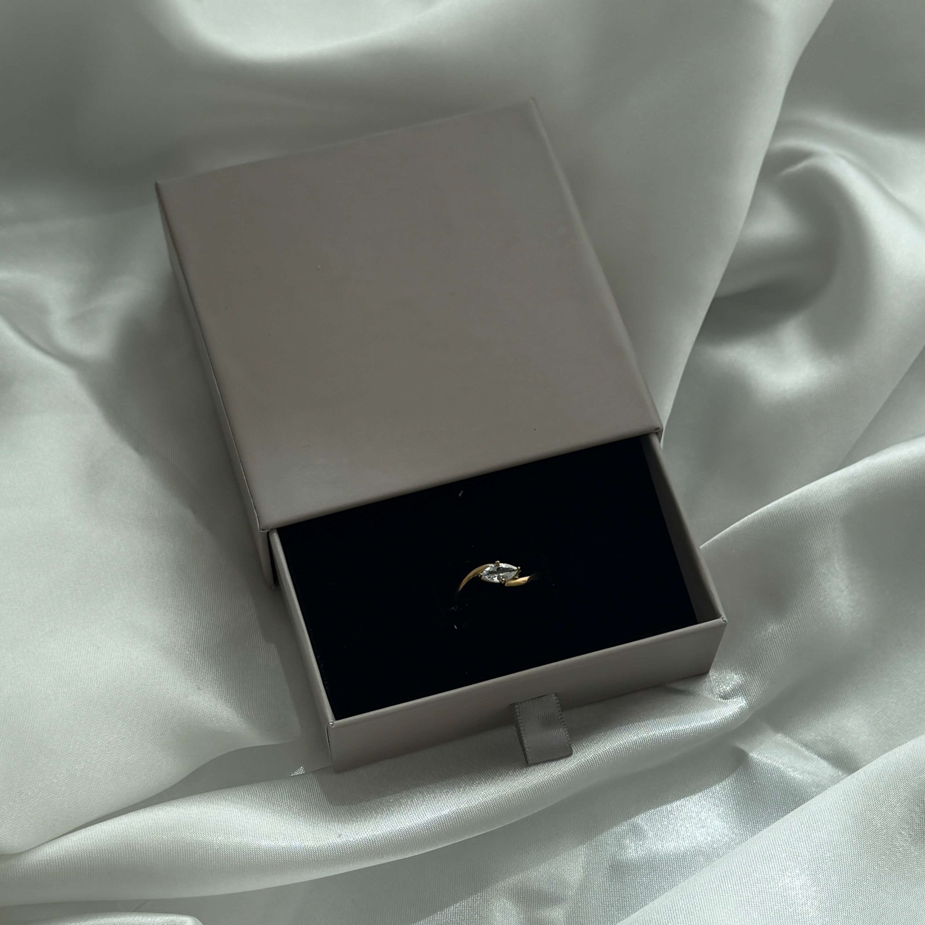 Calista ring