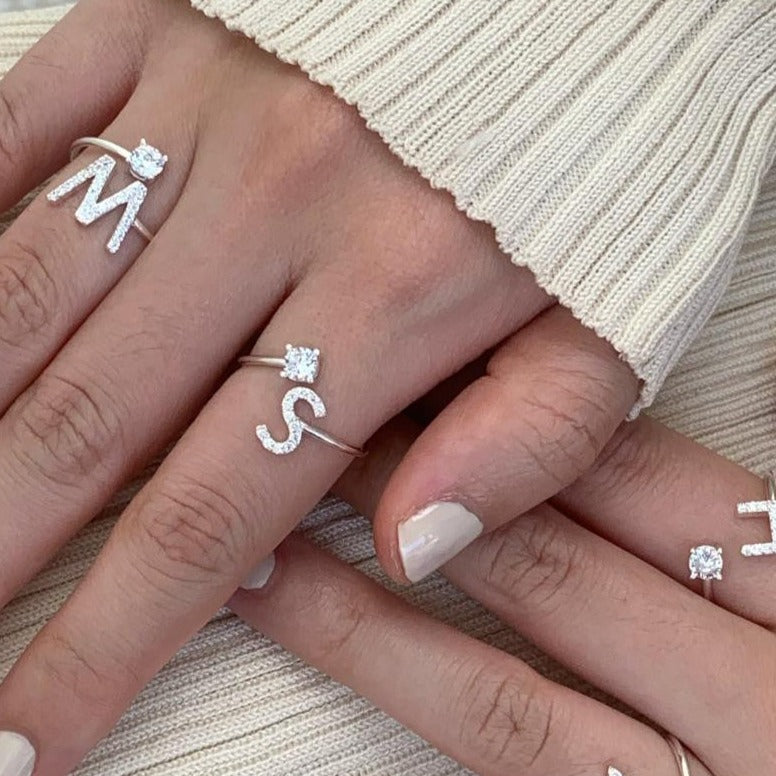 Zirkonia letter sterling zilver ring