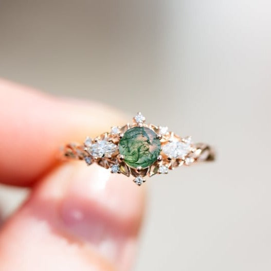 Ronde mosagaatring met accent van lab-grown diamant