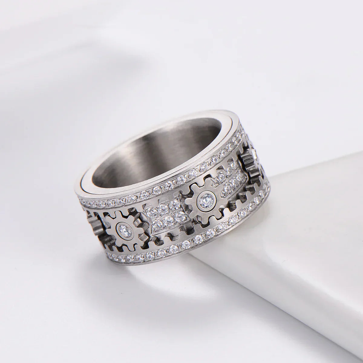 Koppel ontspanningsring – Volledig bezet met diamanten, draaibaar tandwielontwerp
