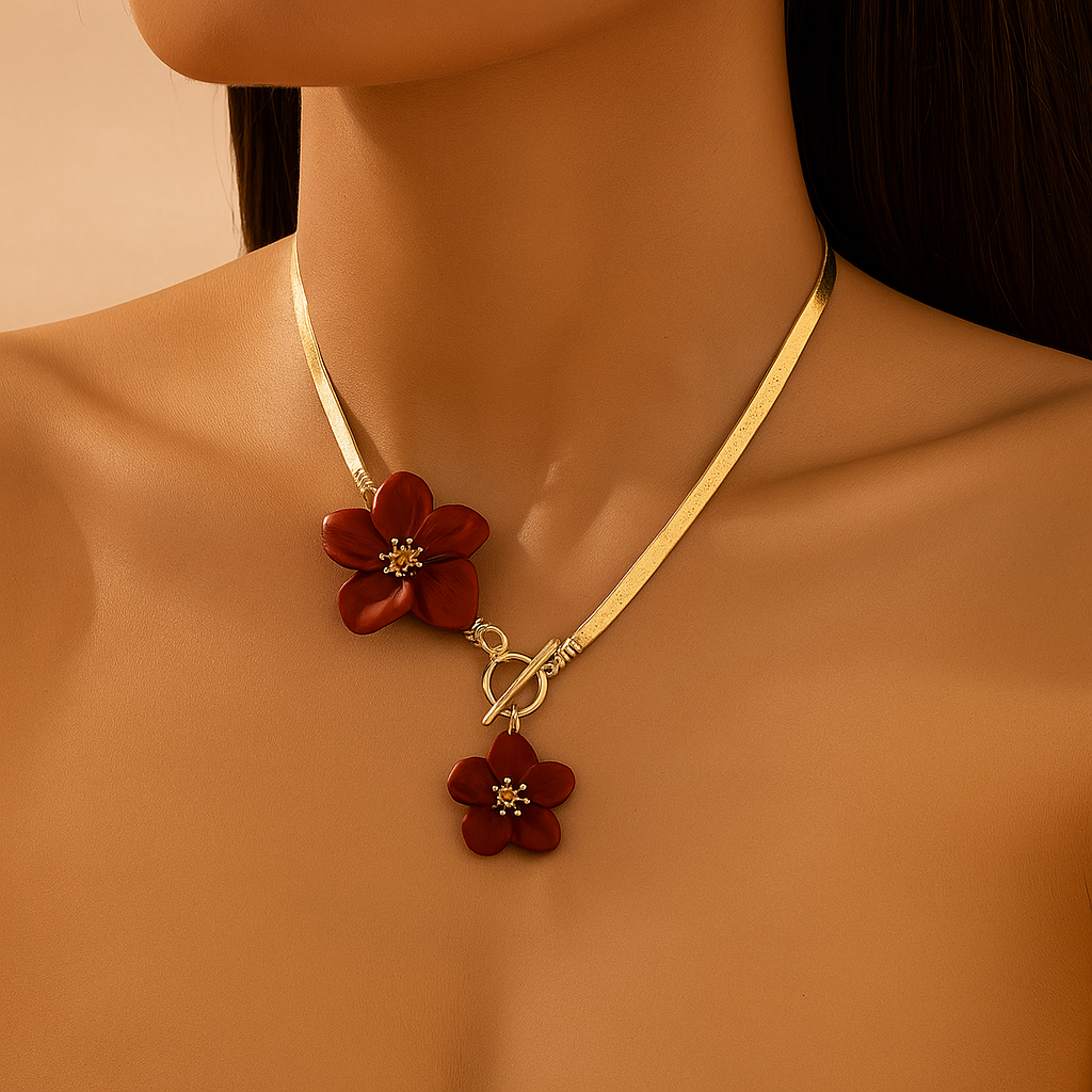 Elegante Goudkleurige Dubbele Witte Bloemenhanger Ketting