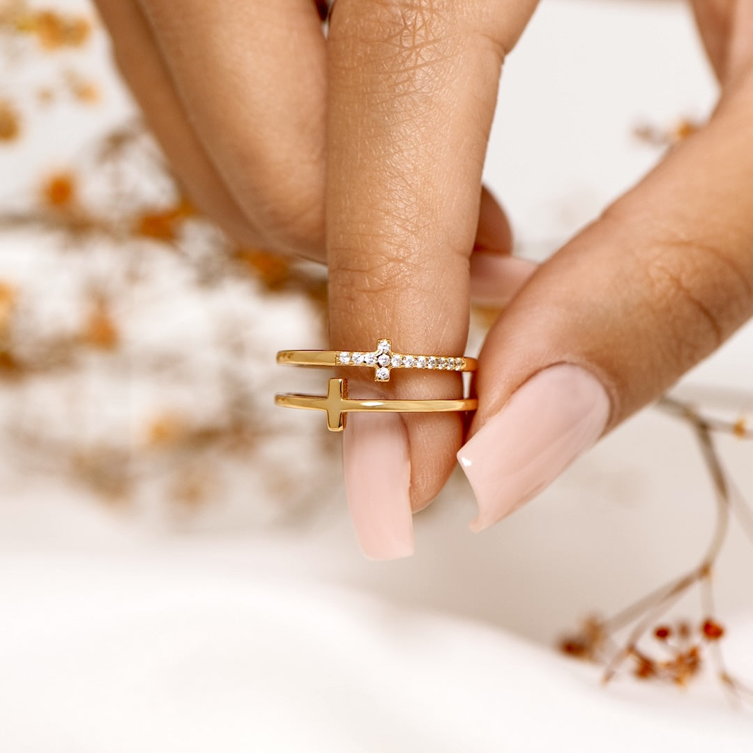 Elegante Double Cross Ring – Goudkleurige Afwerking