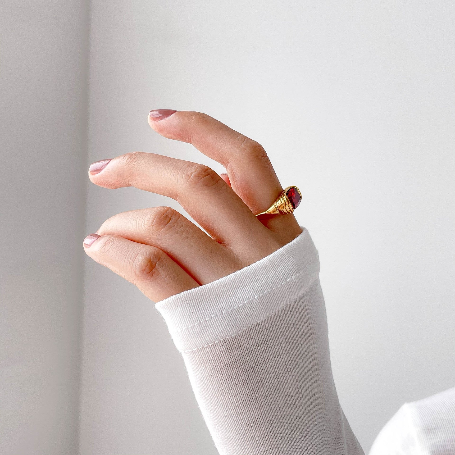 Karmozijnrode erfstukring