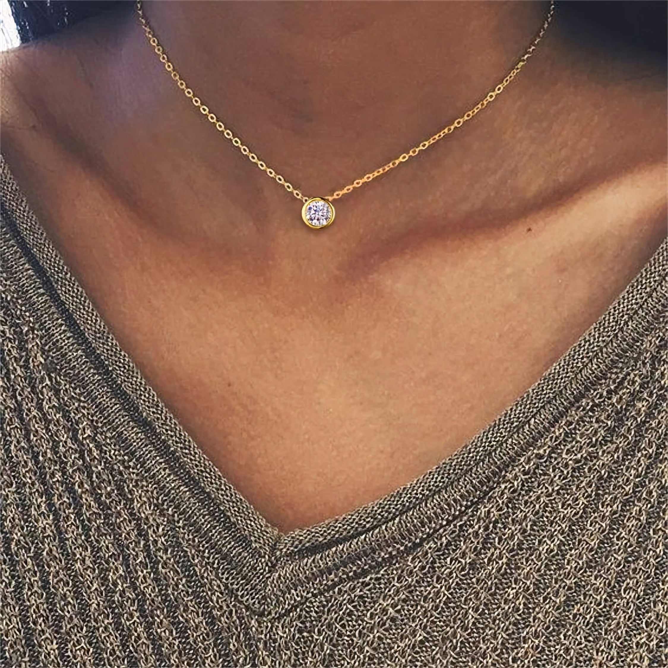 Amelia geboortesteen ketting