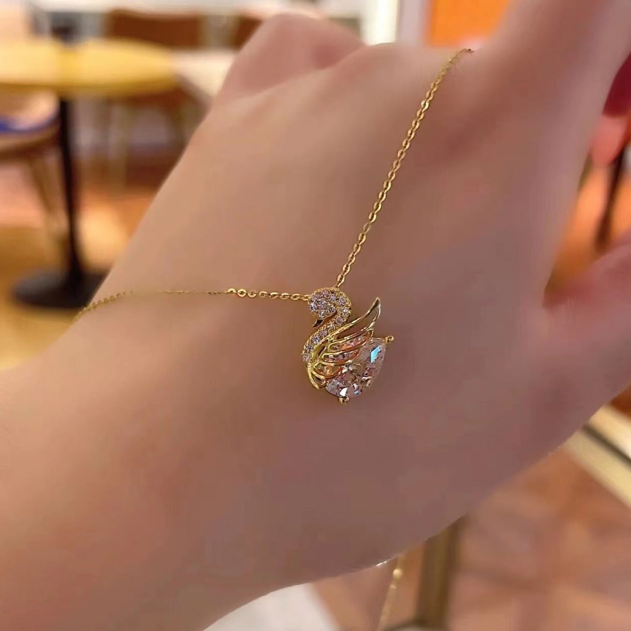 Kristallen Zwaanketting