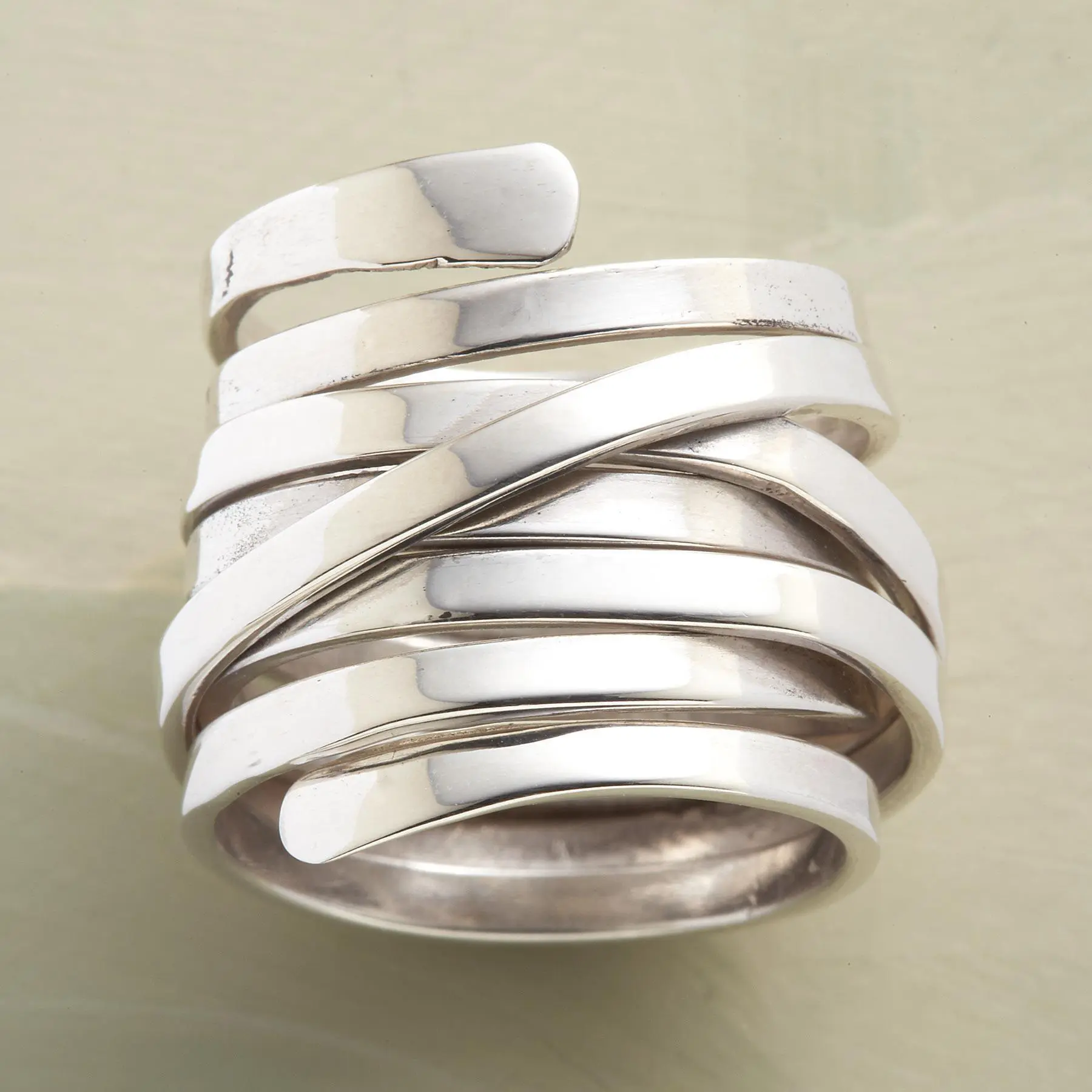 Bliss – Vintage zilveren ring met brede gelaagde look