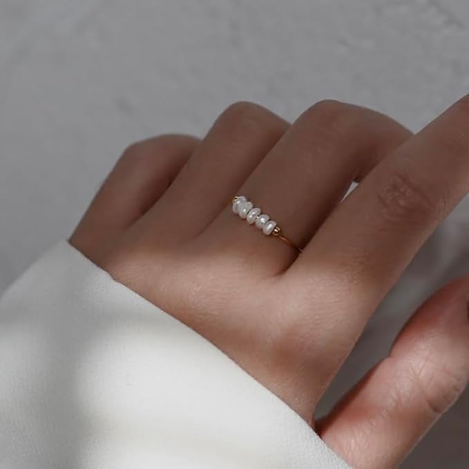 Magnolia zoetwaterparel gouden ring