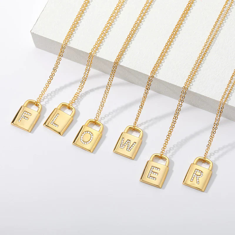 Gouden Initiaal Slotje Hanger Ketting